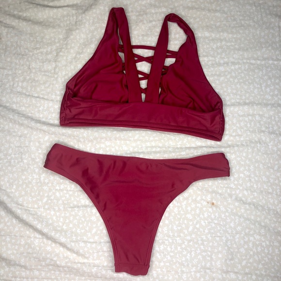 Cupshe Red Bikini Swimsuit Size Small - Picture 5 of 6